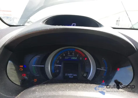 2011 Honda Insight Ex from USA, damaged, VIN JHMZE2H70BS008854